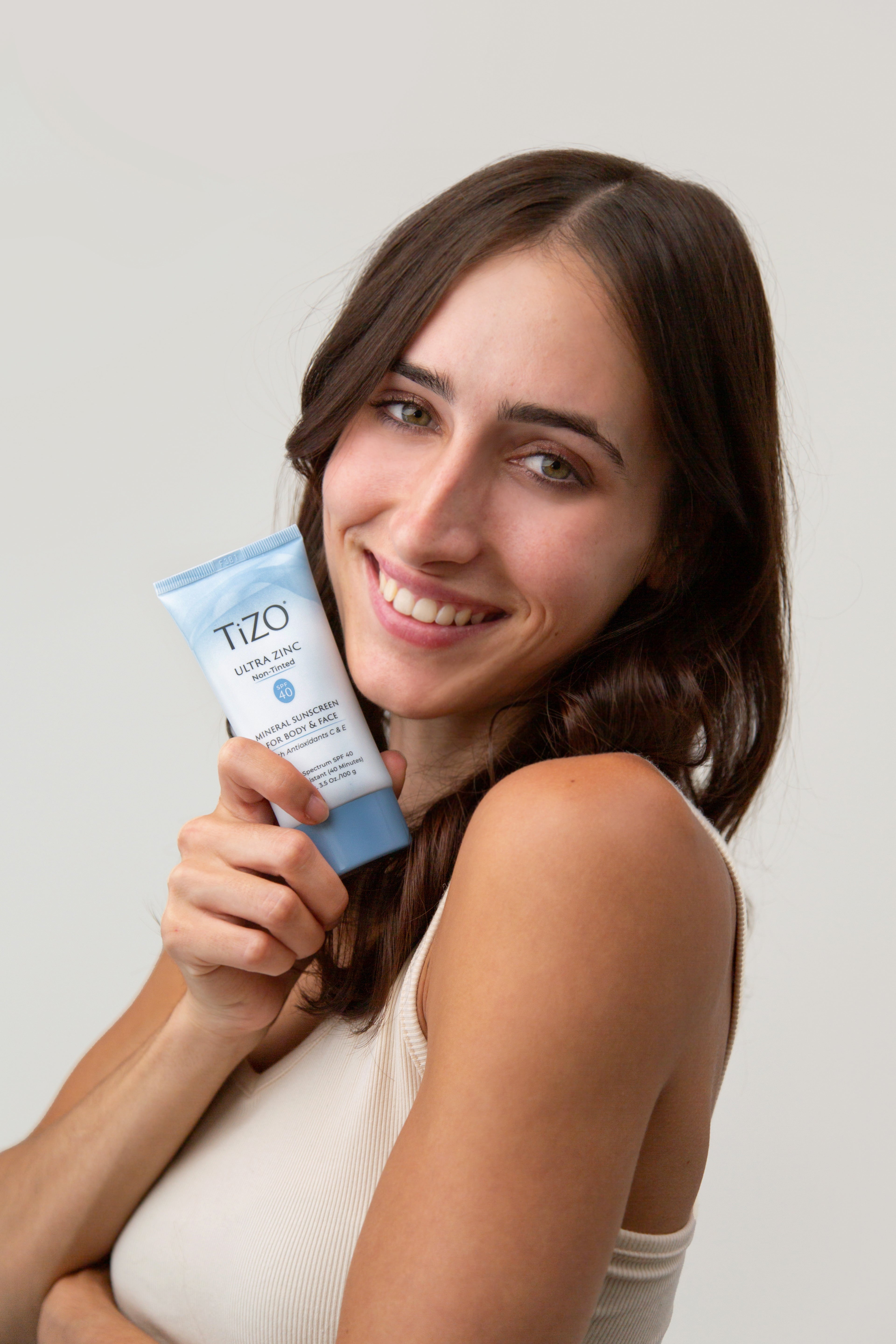 Ultra Zinc Non-Tinted Spf 40 Mineral Sunscreen For Face & Body