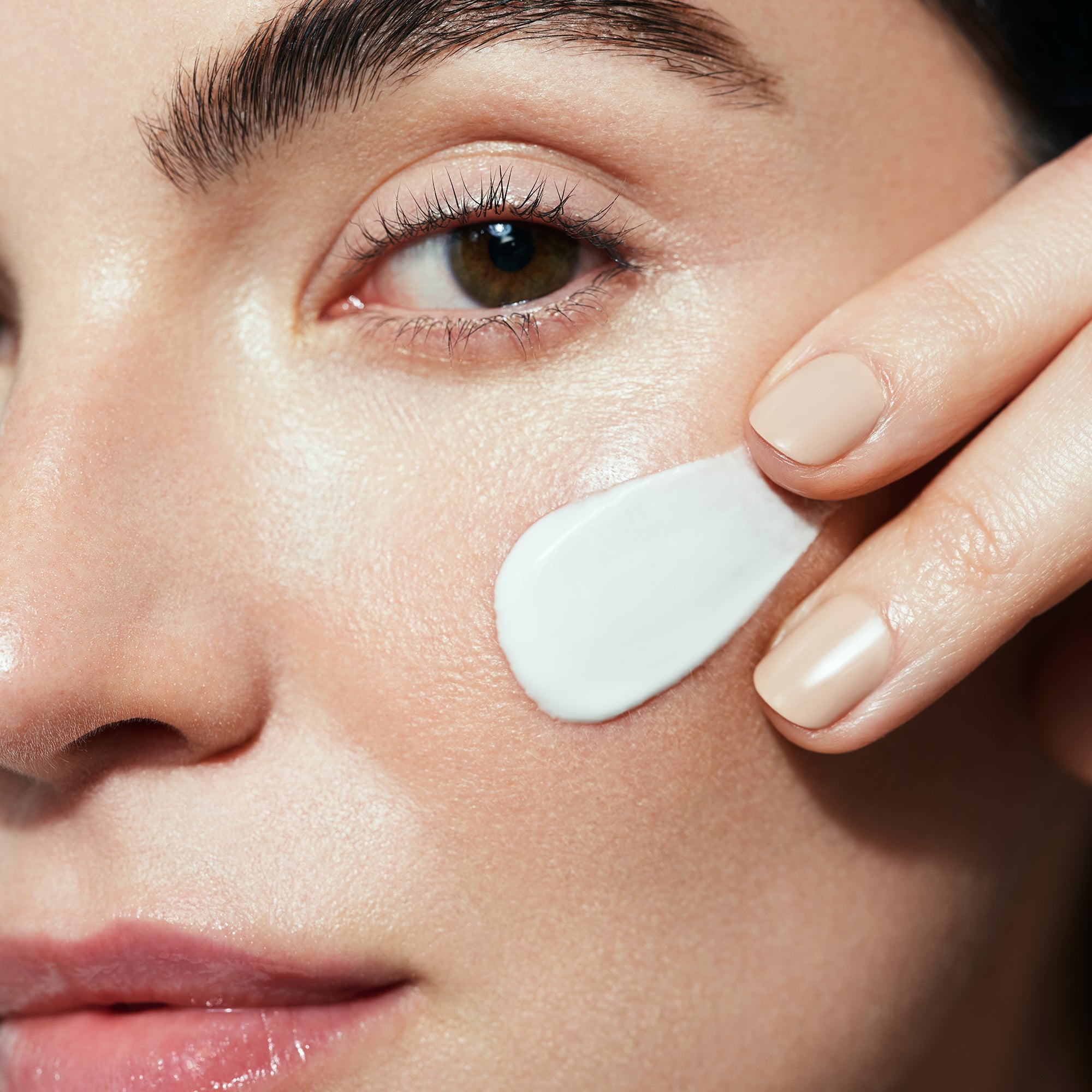 Spring Skincare Swaps: The Best Lightweight Moisturizers and Serums