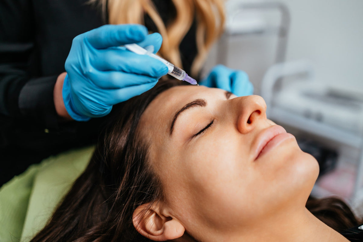 MILK DRUNK: Can You Get Botox While Breastfeeding? (+10 Skincare Products Safe Enough to Use Post-Pregnancy)