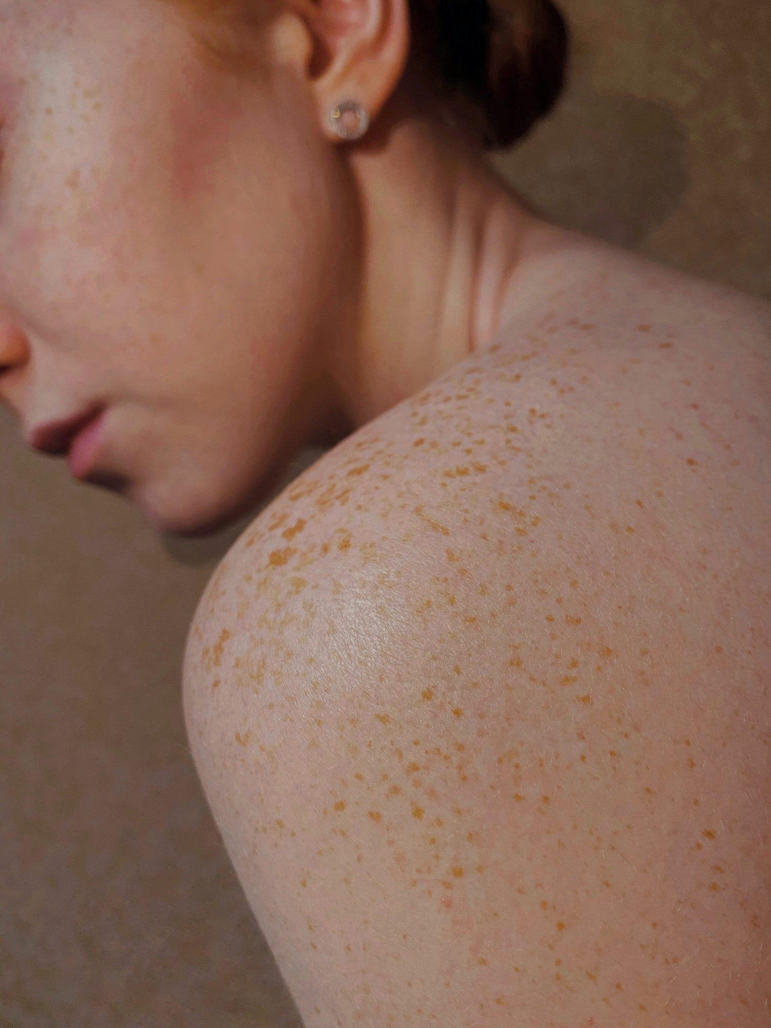 Why a Full Body Skincare Routine Is Just as Important as a Face Routine