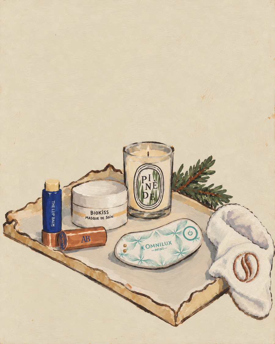 Illustration of small luxury gifts on a tray